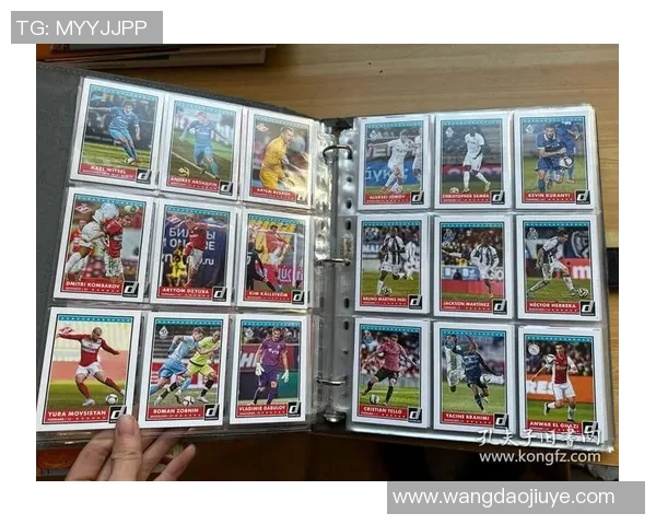 足球球星卡收藏盛宴 Topps与帕尼尼的传奇对决与市场影响力分析